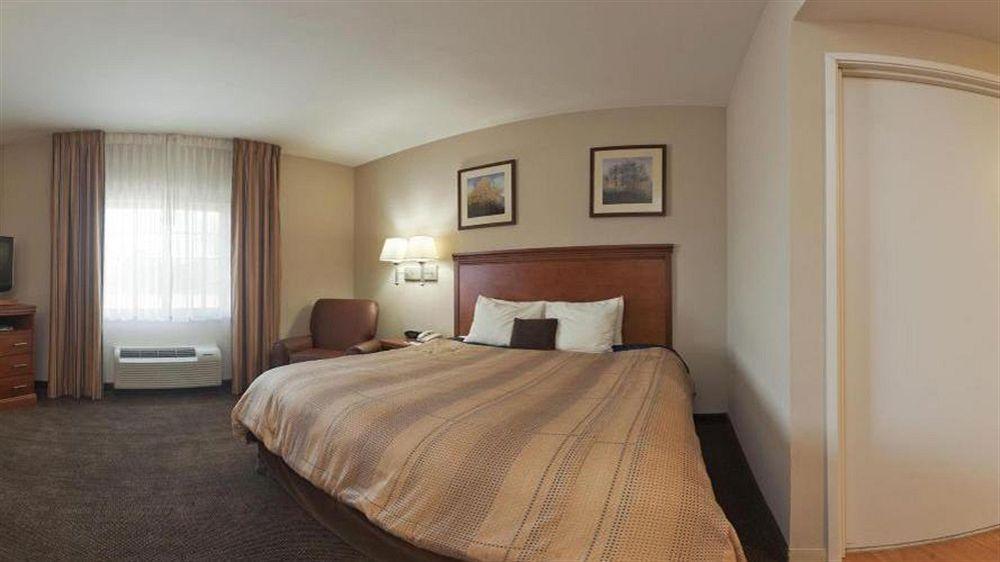 Candlewood Suites Pearl By Ihg Exterior photo